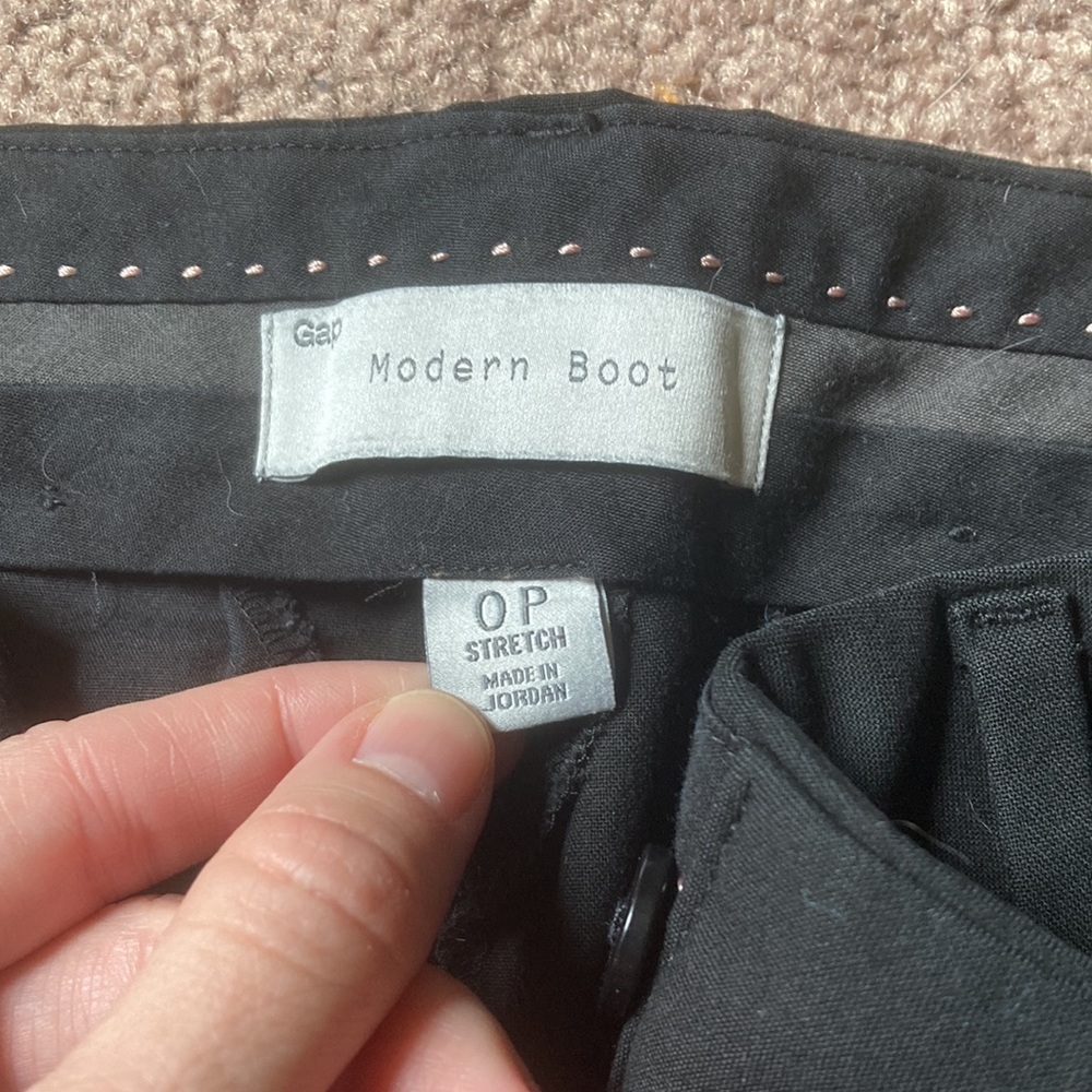 Gap Stretch Slacks - Picture 4 of 4